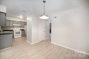 6128 Bent Tree Ct, Charlotte, NC 28212 - Photo 6