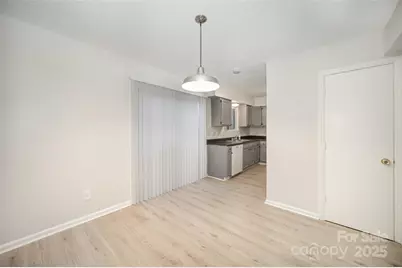 6128 Bent Tree Court, Charlotte, NC 28212 - Photo 4