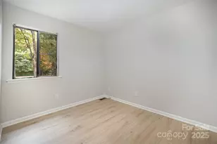 6128 Bent Tree Ct, Charlotte, NC 28212 - Photo 12