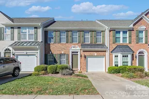 115 Autumn Falls Dr, Lake Wylie, SC 29710 - Photo 2