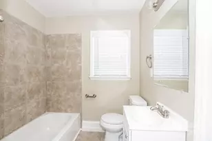 604 Robertson Ave, Charlotte, NC 28208 - Photo 10