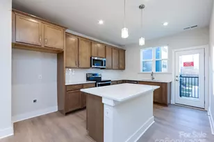 1530 Levy Wy, Charlotte, NC 28205 - Photo 2