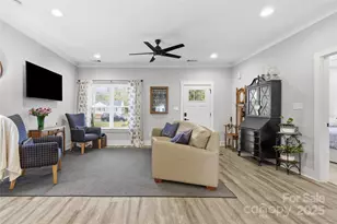 742 Rockwood Dr, Rock Hill, SC 29730 - Photo 4