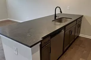 3159 Hutton Gdns Ln, Charlotte, NC 28269 - Photo 8