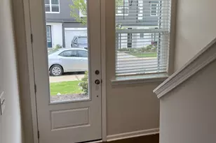 3159 Hutton Gdns Ln, Charlotte, NC 28269 - Photo 2