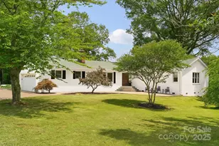 327 Johnson Dairy Rd, Mooresville, NC 28115 - Photo 2