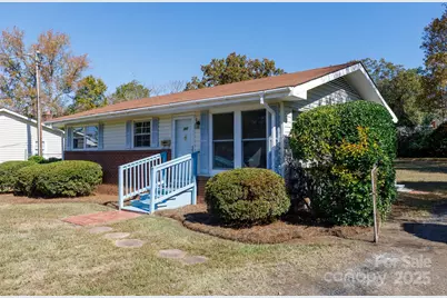 107 Mint Street, Clover, SC 29710 - Photo 24