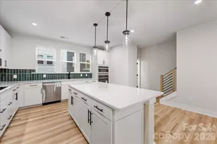 6023 Pivot Ct, Charlotte, NC 28205 - Photo 12