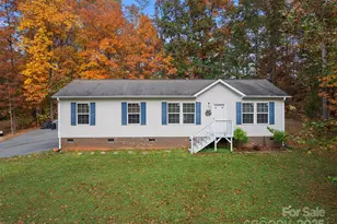 189 Panther Ln, Thomasville, NC 27360 - Photo 2