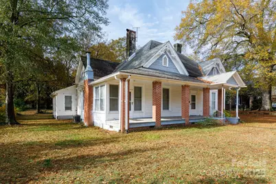 303 Kings Mountain Street, Clover, SC 29710 - Photo 2