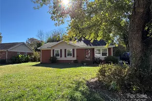 7501 Pawtuckett Rd, Charlotte, NC 28214 - Photo 2