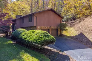 495 Savannah Dr, Sylva, NC 28779 - Photo 2