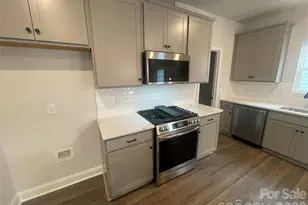 4028 Grommet Ct, Matthews, NC 28105 - Photo 8