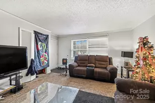 225 Hall St, Salisbury, NC 28144 - Photo 6