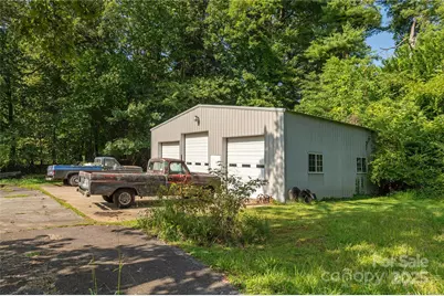 1925-B Windsor Drive, Laurel Park, NC 28739 - Photo 10