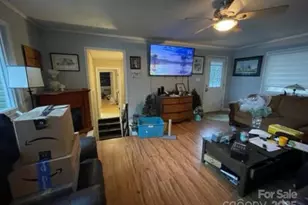 6604 Harbor Ln, Conover, NC 28613 - Photo 6
