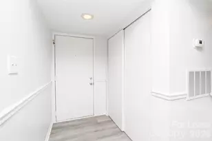 11026 Harrowfield Rd, Charlotte, NC 28226 - Photo 4