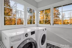 96 Thomas St, Brevard, NC 28712 - Photo 18