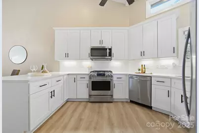 13923 Queens Harbor Road, Charlotte, NC 28278 - Photo 4