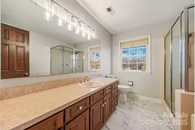7116 Hollyhouse Drive, Charlotte, NC 28215 - Photo 24