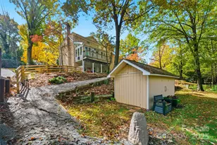 7116 Hollyhouse Dr, Charlotte, NC 28215 - Photo 44