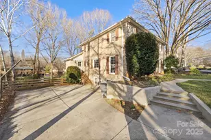 7116 Hollyhouse Dr, Charlotte, NC 28215 - Photo 42