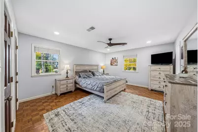 7116 Hollyhouse Drive, Charlotte, NC 28215 - Photo 28