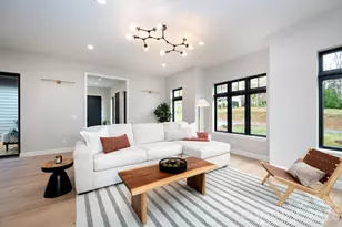 25 Ted Linn Dr, Fairview, NC 28730 - Photo 4