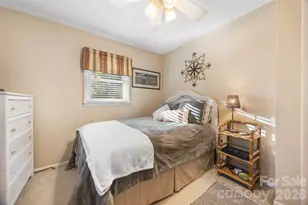 1711 McCombs St, Newton, NC 28658 - Photo 34