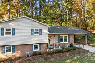 1711 McCombs St, Newton, NC 28658 - Photo 36