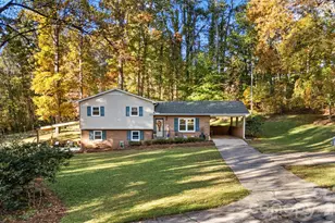 1711 McCombs St, Newton, NC 28658 - Photo 4