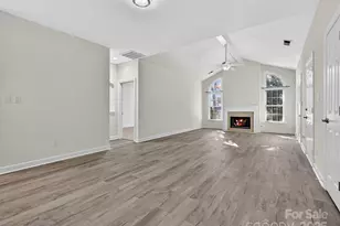 8465 Olde Troon Dr, Charlotte, NC 28277 - Photo 4