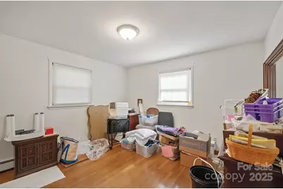 3010 7th Street Drive NE, Hickory, NC 28601 - Photo 14