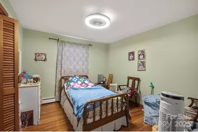 3010 7th Street Drive NE, Hickory, NC 28601 - Photo 12