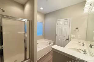 5656 Tipperlinn Way, Charlotte, NC 28278 - Photo 6