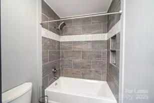 426 2nd Ave SE, Hickory, NC 28601 - Photo 18