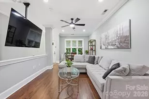 100 N Laurel Ave, Charlotte, NC 28207 - Photo 14