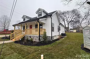 203 Lee St, Fort Mill, SC 29715 - Photo 2