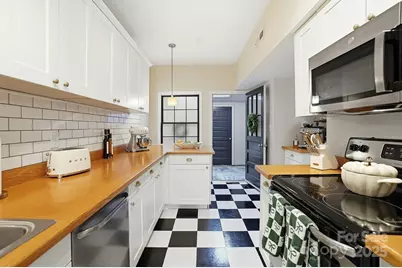 5913 Quail Hollow Road, Charlotte, NC 28210 - Photo 16