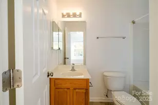 5213 Ficus Tree Ln, Charlotte, NC 28215 - Photo 14