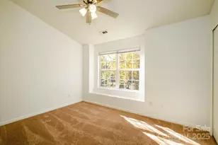 5213 Ficus Tree Ln, Charlotte, NC 28215 - Photo 12