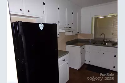 556 Roundtree Circle, Chester, SC 29706 - Photo 4