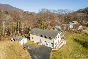 70 Midnight Ln, Waynesville, NC 28786 - Photo 4