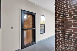 224 N Poplar St, Charlotte, NC 28202 - Photo 12