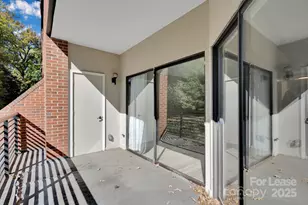 224 N Poplar St, Charlotte, NC 28202 - Photo 32