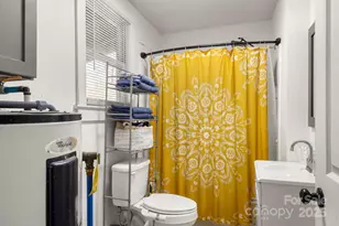 204 Shelby St, Hickory, NC 28601 - Photo 22