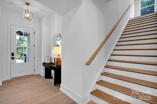 2820 Springway Dr, Charlotte, NC 28205 - Photo 16