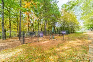 5620 Casper Dr, Charlotte, NC 28214 - Photo 16