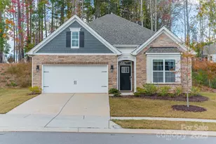 5620 Casper Dr, Charlotte, NC 28214 - Photo 2