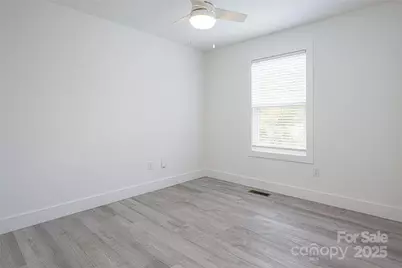 17 Sycamore Street, Asheville, NC 28804 - Photo 24